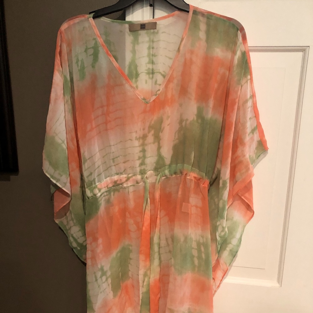 🎉Host Pick🎉 Beautiful Tie Dye Swim cover-up